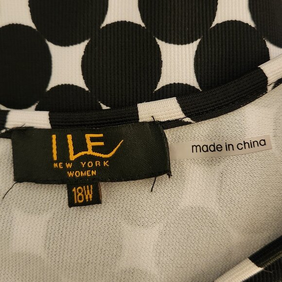 ILE New York Geometric Sheath Dress - Picture 2 of 2